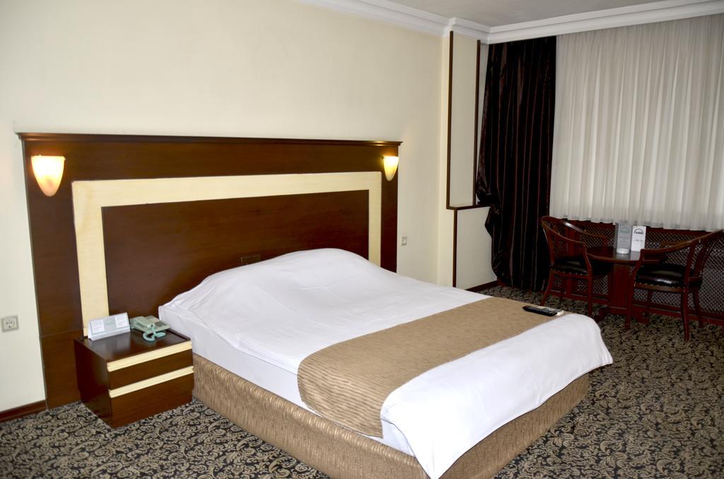 Hotel Tilmen Газиантеп Екстериор снимка